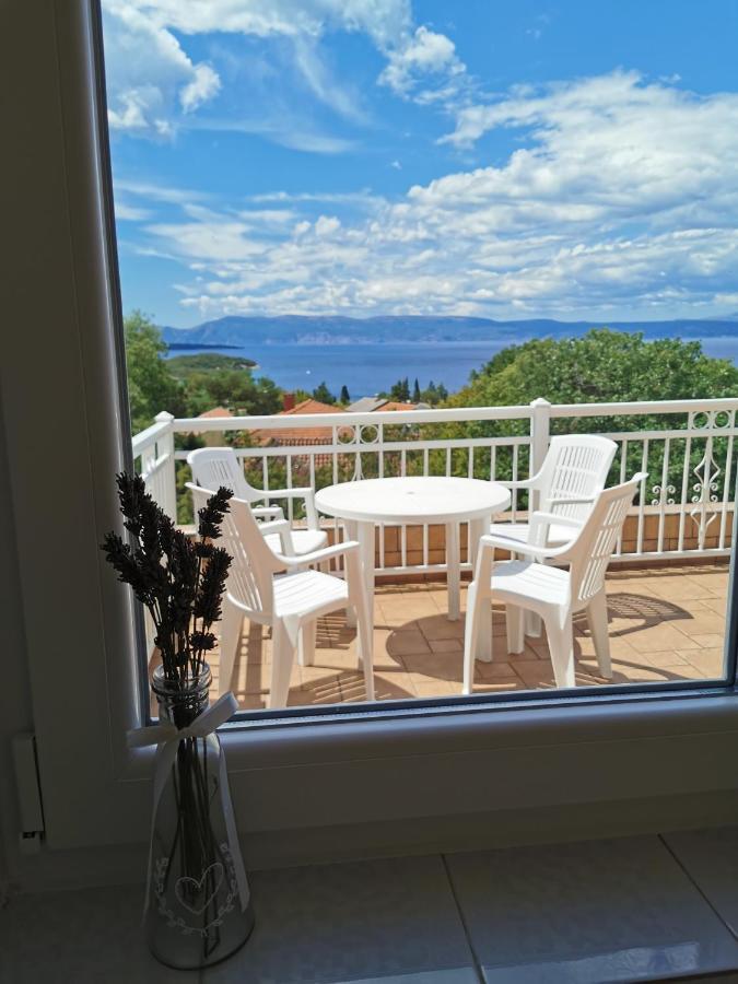 Apartments And Rooms Нивице Экстерьер фото