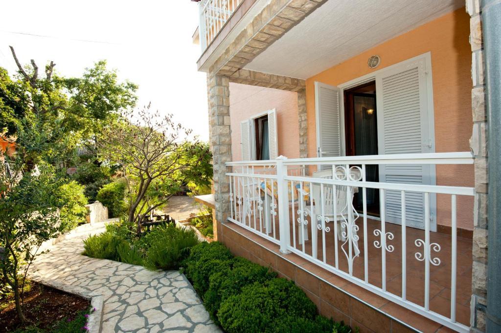 Apartments And Rooms Нивице Номер фото
