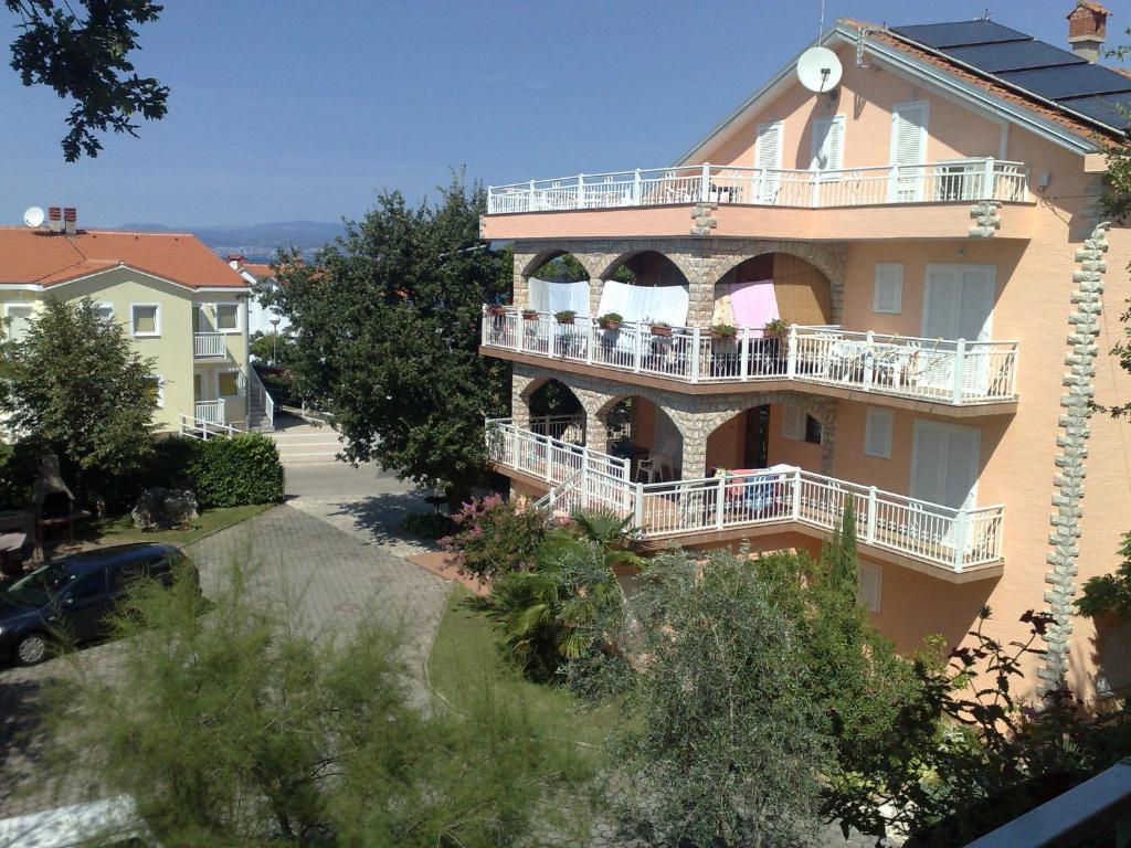 Apartments And Rooms Нивице Экстерьер фото